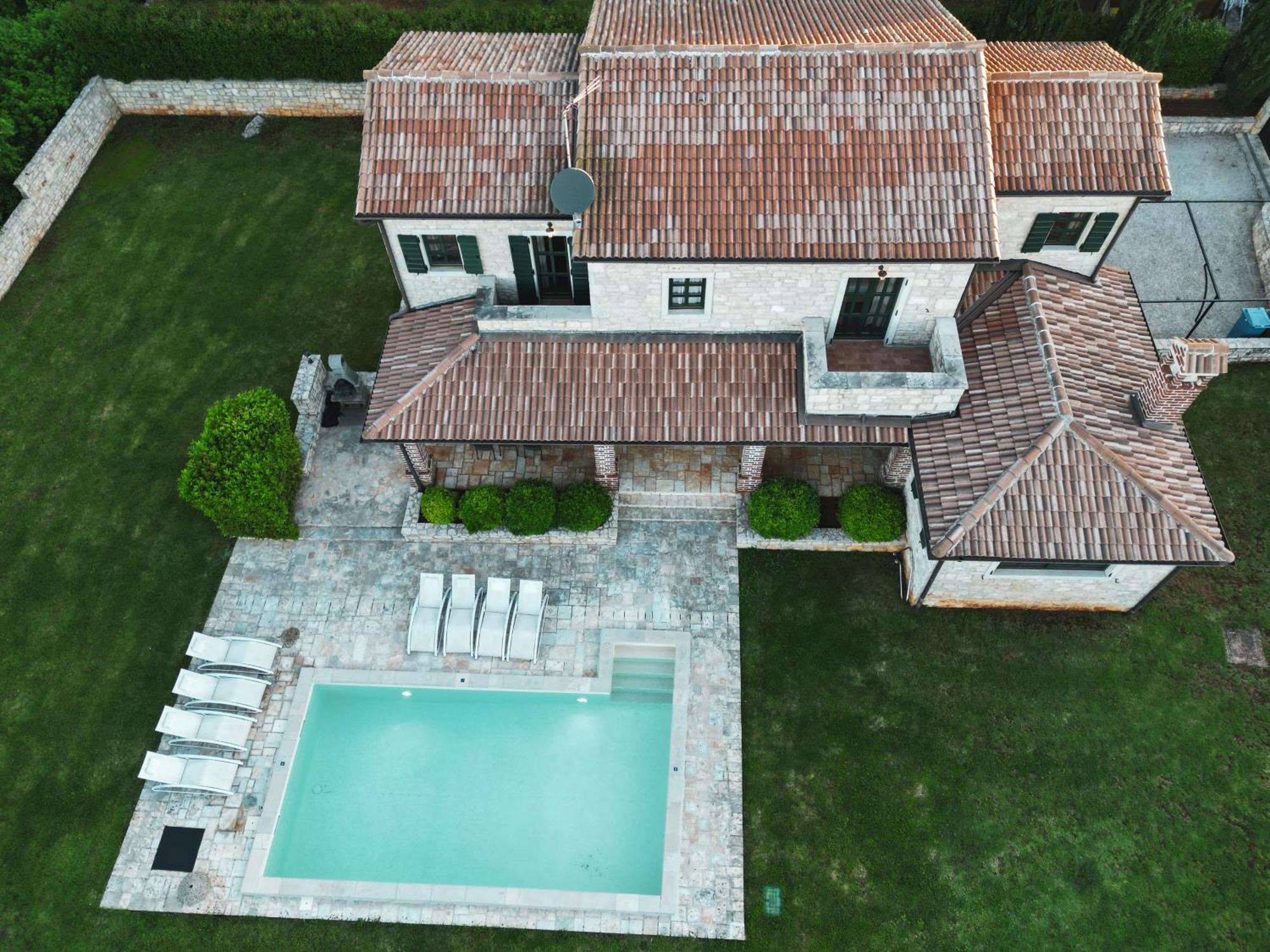 Villa Theblueview Near Porec *