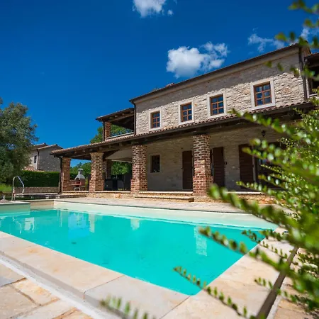 Theblueview Villas Near Porec Sveti Lovrec Pazenaticki Exterior photo