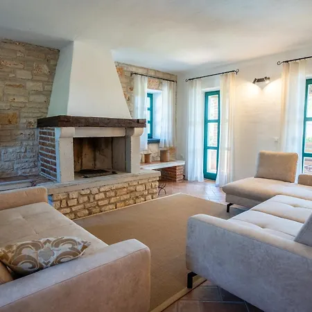 Theblueview Villas Near Porec Sveti Lovrec Pazenaticki Exterior photo