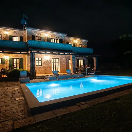 Theblueview Villas Near Porec Sveti Lovrec Pazenaticki Exterior photo